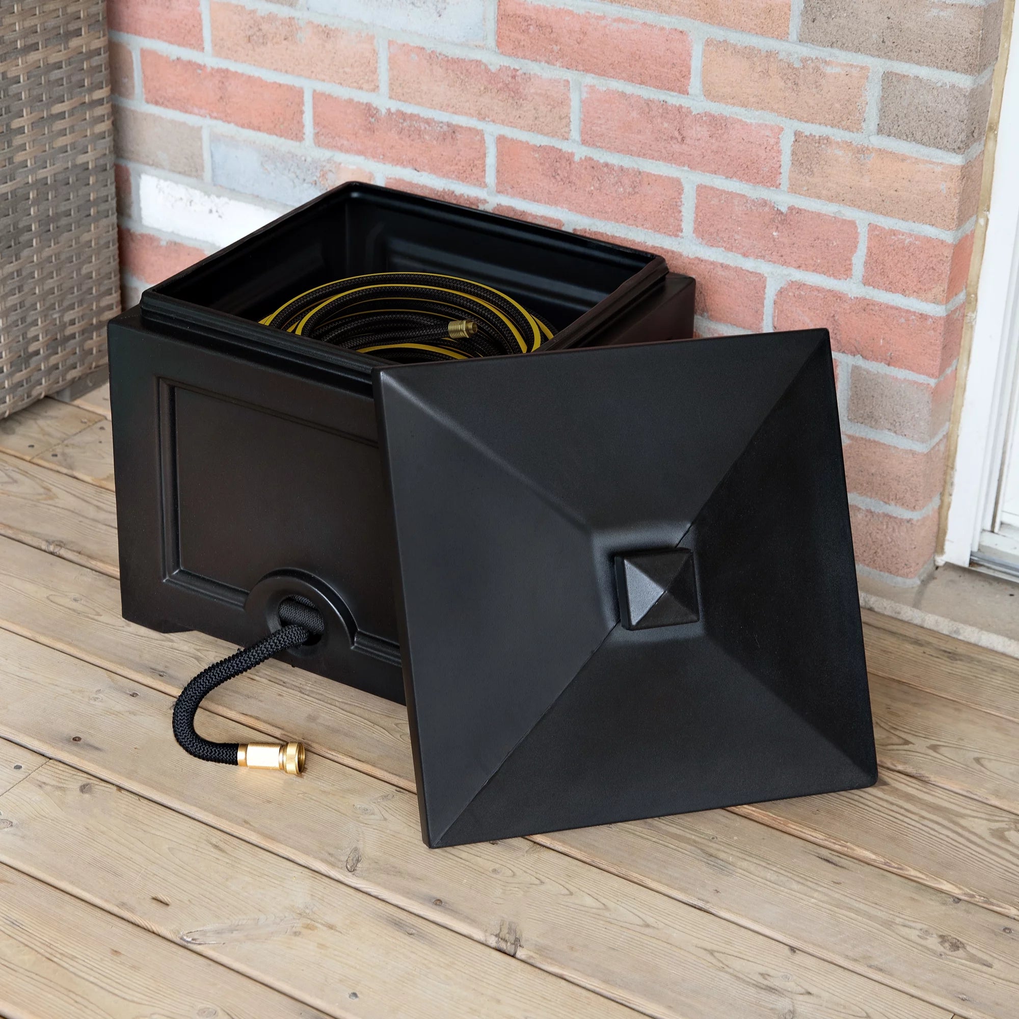 Garden Hose Bin 100ft a7