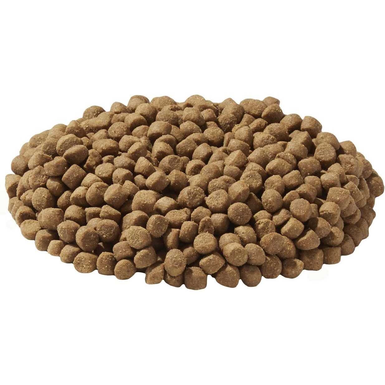 Dry Dog and Cat Food Formula A7