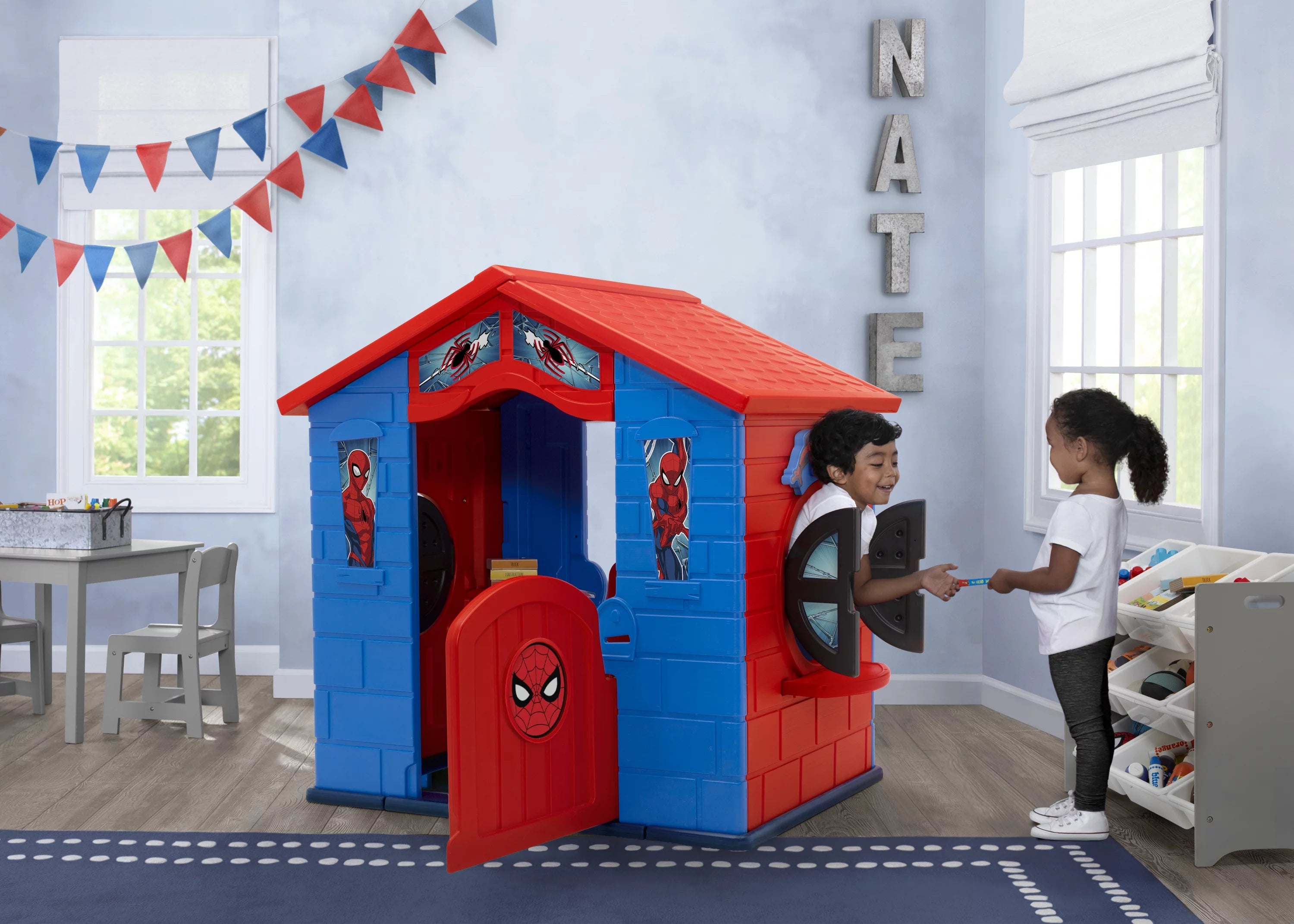 Spider-Man Plastic Indoor/Outdoor Playhouse with Easy Assembly Blue Red a7