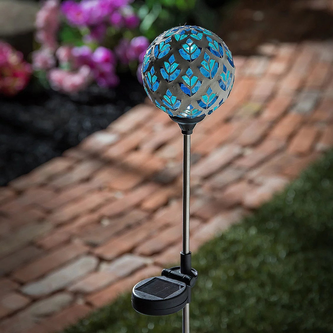 Solar Mosaic Globe Garden Stakes Peacork Blue k7