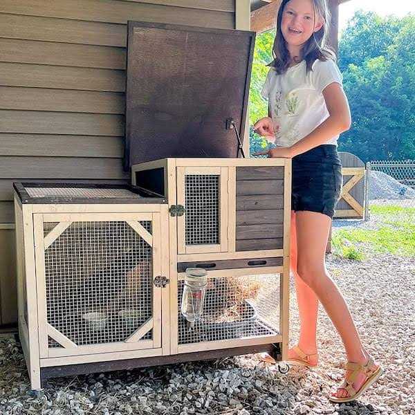Large Indoor Rabbit Hutch with Pull Out Tray k7m