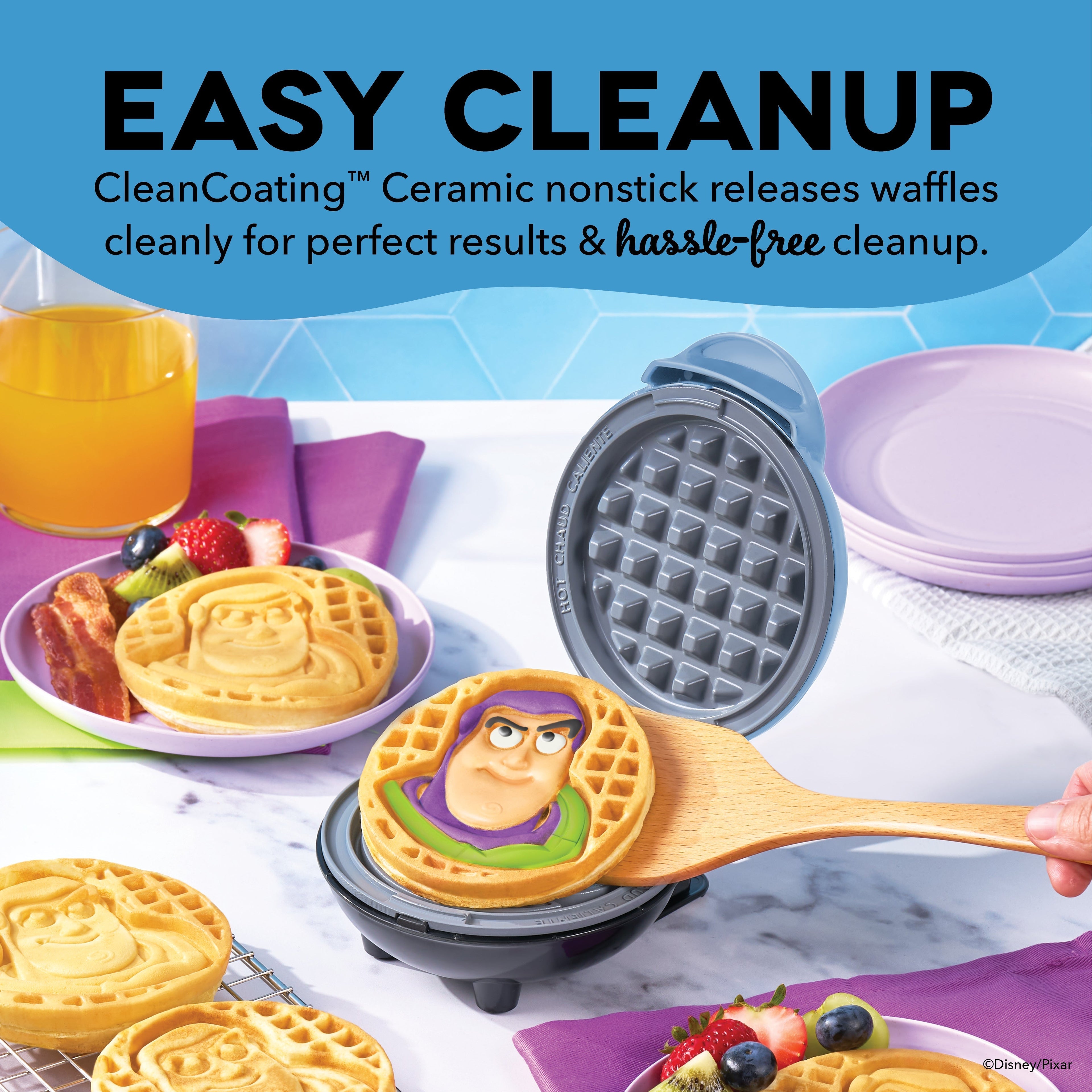 Buzz Lightyear Mini Waffle Maker Q4　gN 8P