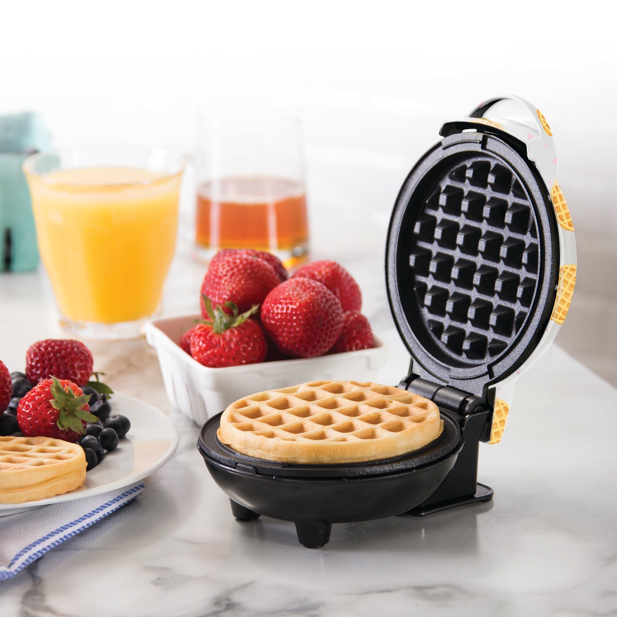 Mini Waffle Maker with Waffle Print G5　y8 AY