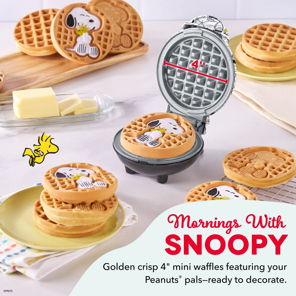 Peanuts x 75th Anniversary Mini Waffle Maker I4　OC FB